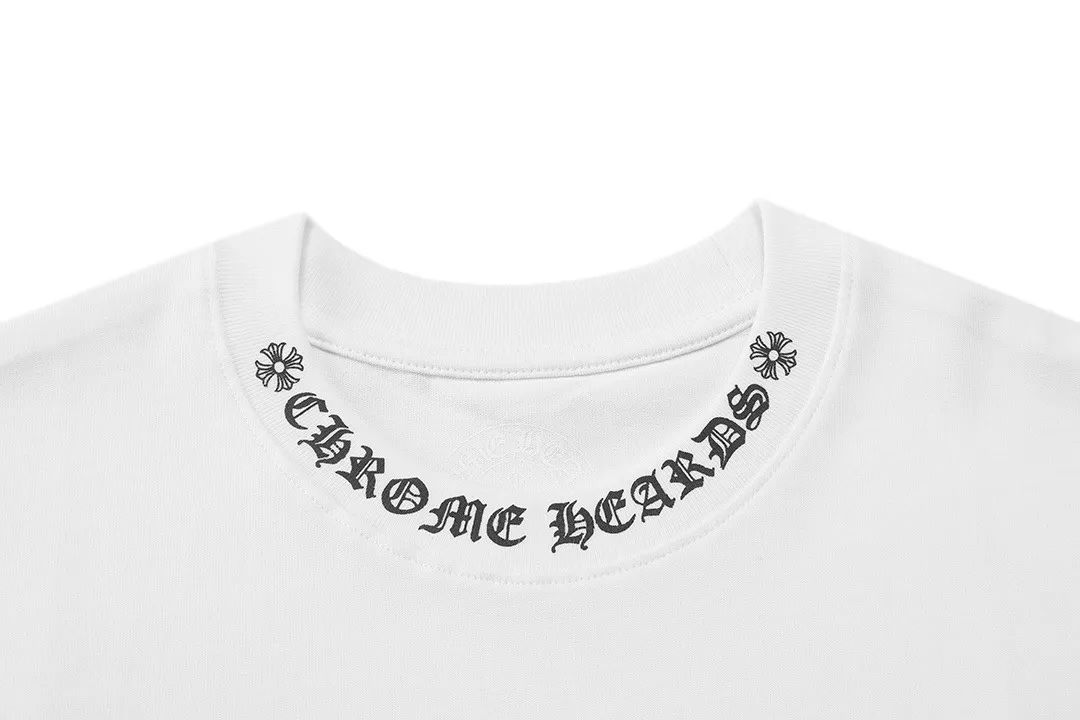 P150 Chrome Hearts 2026 early spring new style Breast pocket Thread printed logo Uniform short-sleeved T-shirt for men and women · Customized 300g 100% double yarn pure cotton fabric · Custom dyed 32 count double-strand thread · Collar label, hangtag, main mark and three labels complete Color: White Size: XS S M L